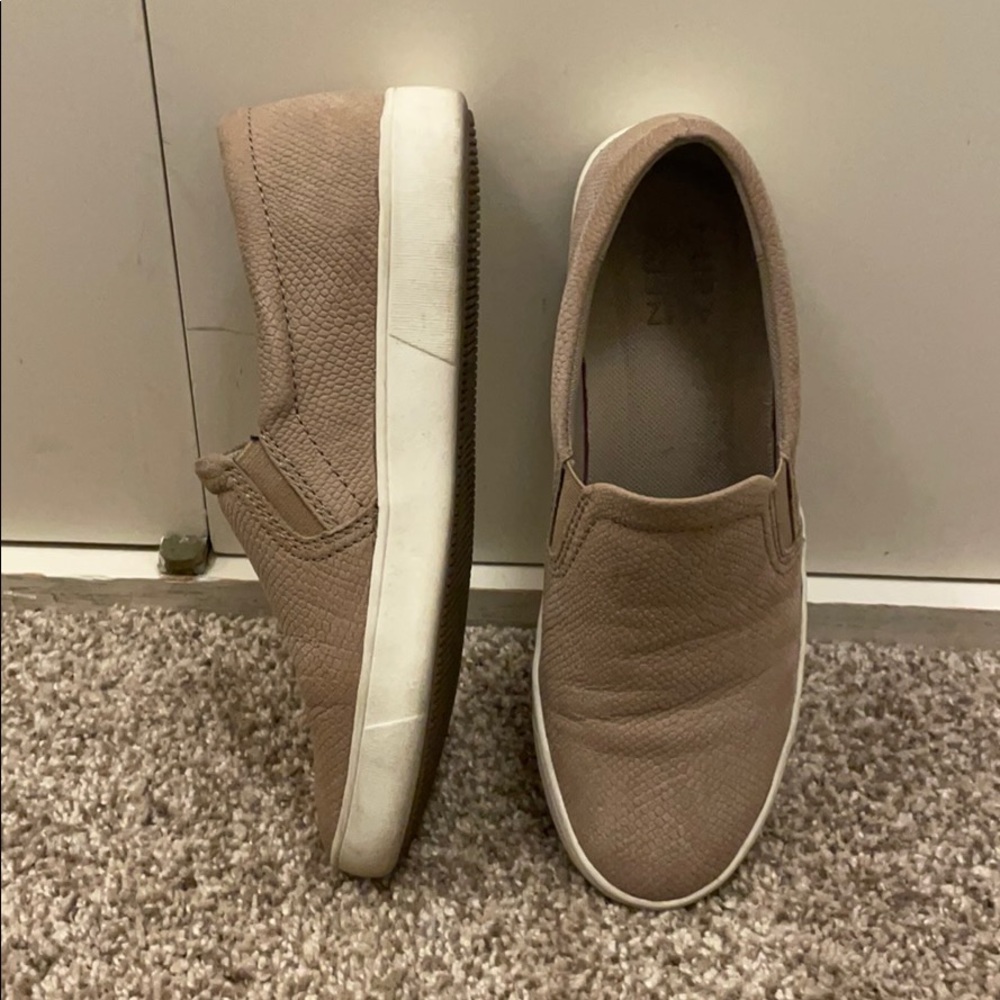 Naturalizer Marianne leather slip on size 7.5